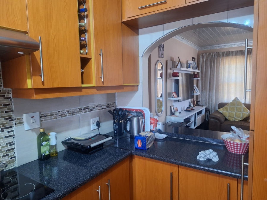 2 Bedroom Property for Sale in Zwelitsha Zone 1 Eastern Cape